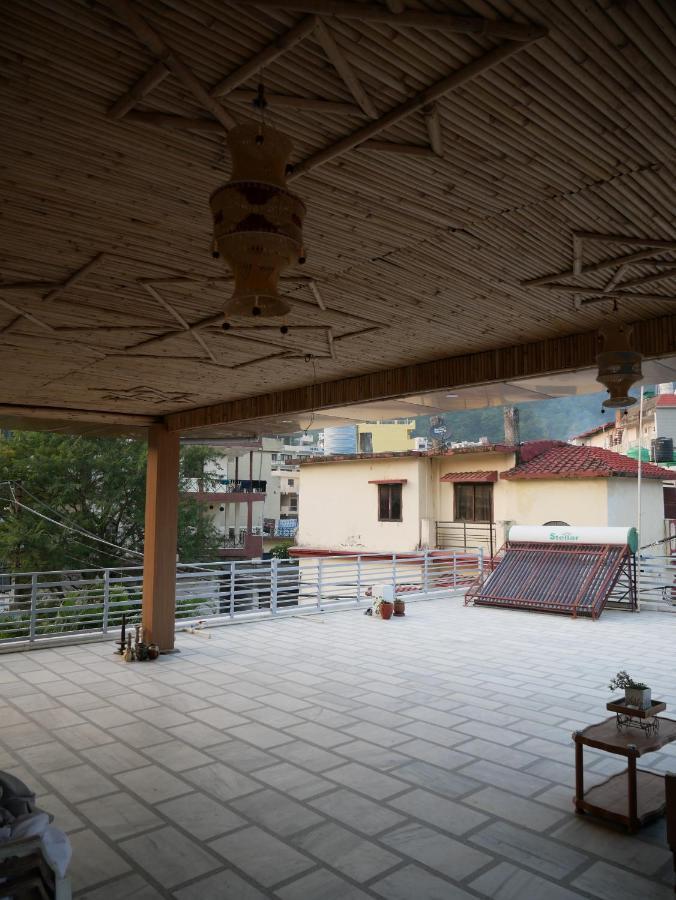 Flow House Rishikesh Bagian luar foto