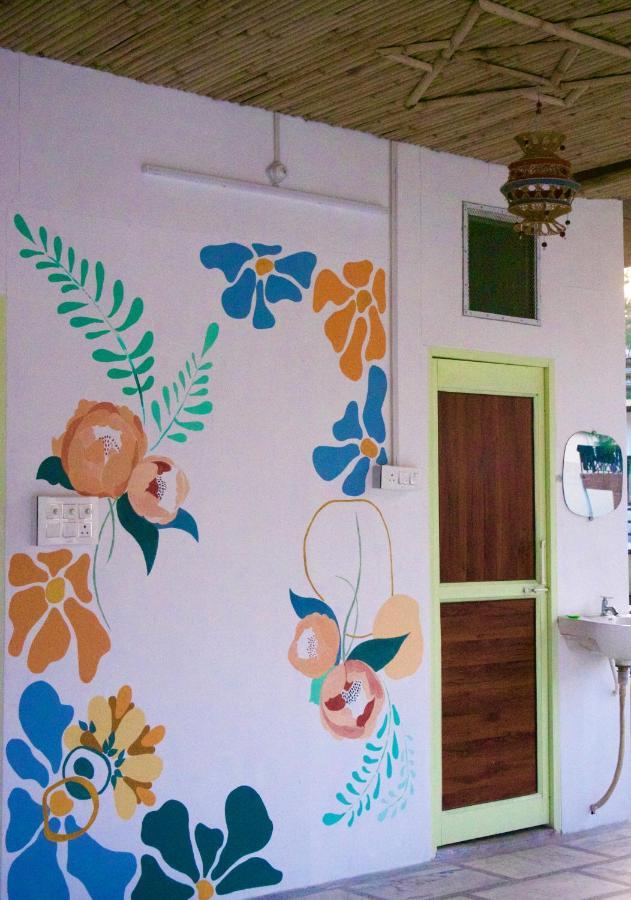 Flow House Rishikesh Bagian luar foto