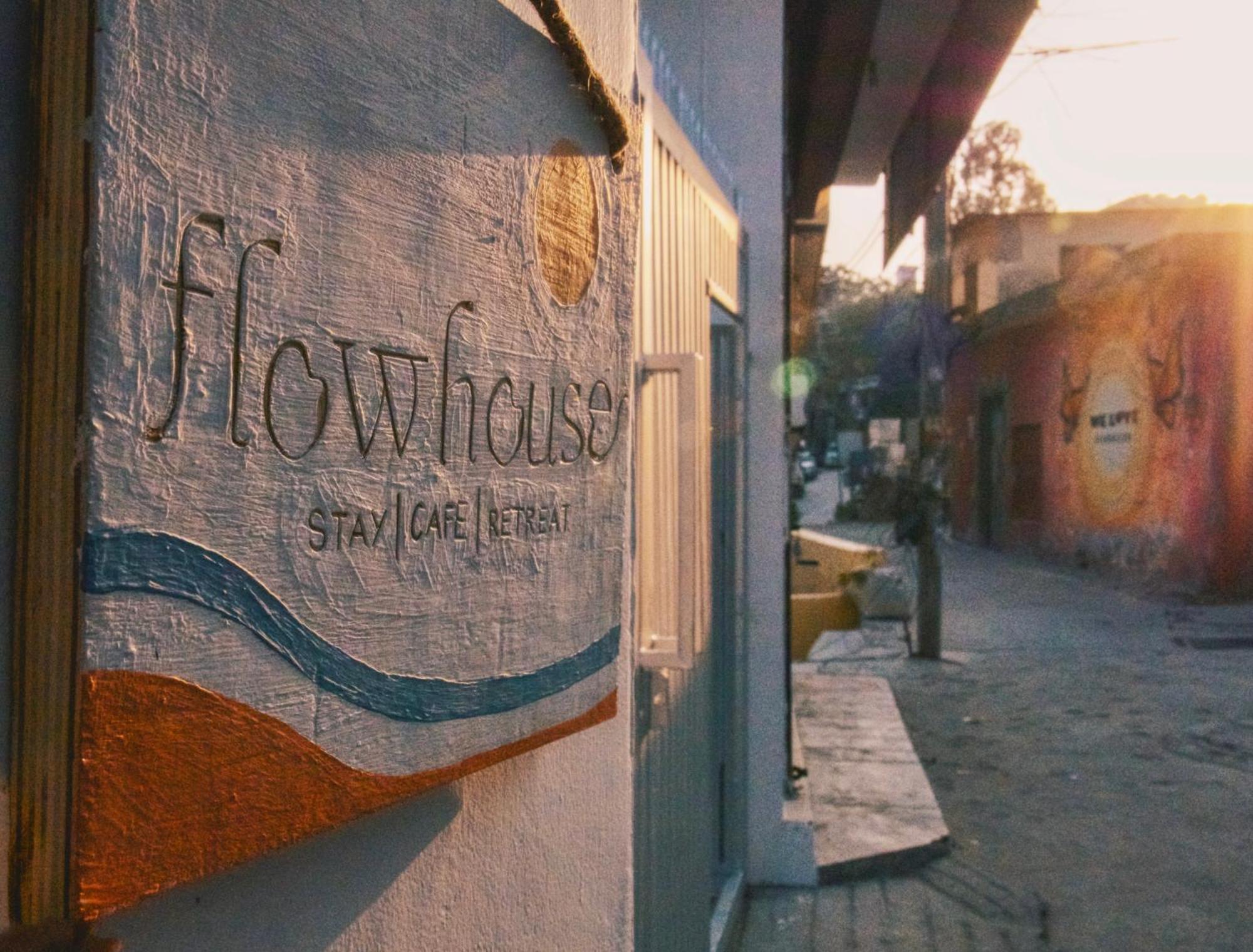 Flow House Rishikesh Bagian luar foto
